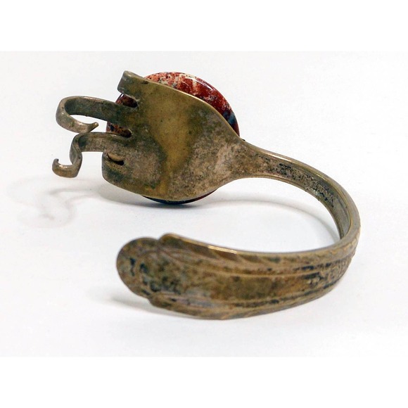 Vintage Red Jasper Fork Bracelet, Artisan Crafted - Picture 4 of 6
